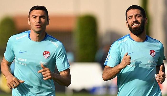 Burak Yılmaz bakın nereye gidiyor Flaş iddia...