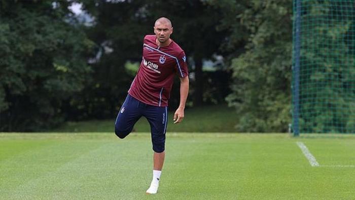 Burak Yılmaz bakın nereye gidiyor Flaş iddia...