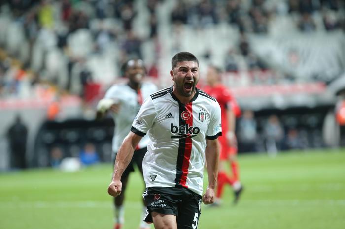 Güven Yalçın, Beşiktaş taraftarını mest etti Cristiano Ronaldo golü...