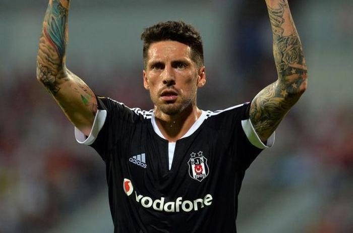 Sosa Beşiktaş için rest çekti