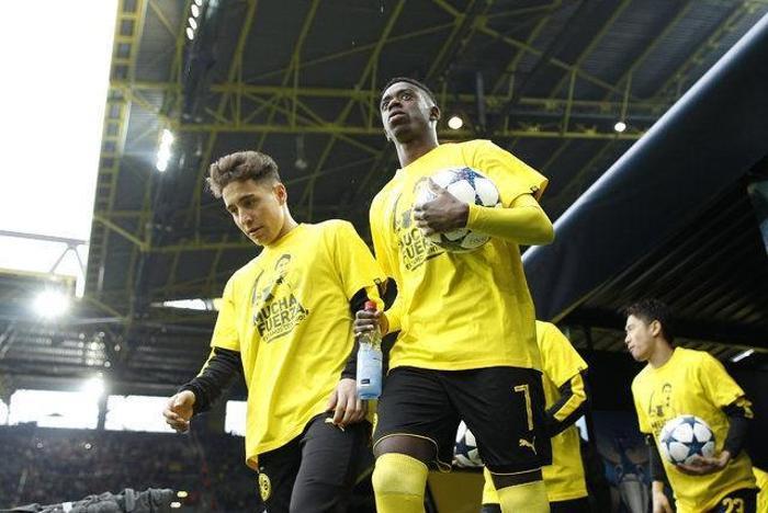 Galatasaray, Fenerbahçenin de ilgilendiği Emre Mor için teklif yaptı