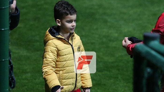 Milli Takımda idman öncesi sürpriz görüşme