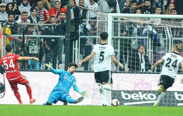 Fanatik yazarlarının Beşiktaş - Sivasspor maçı yorumları