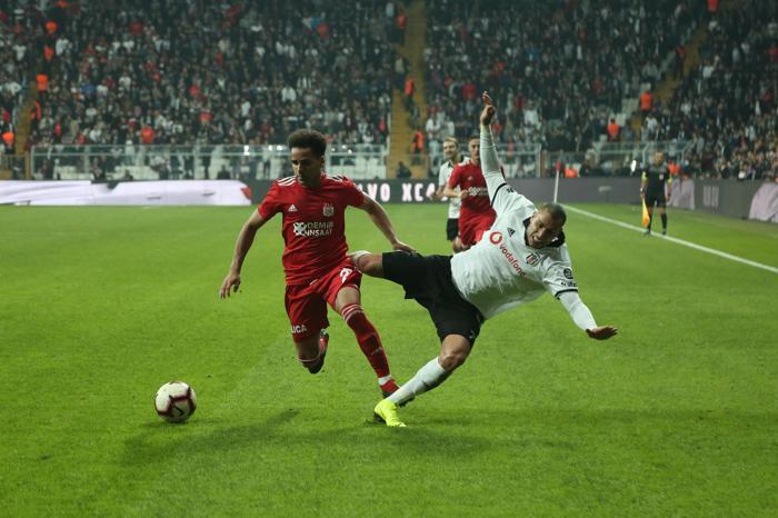 Fanatik yazarlarının Beşiktaş - Sivasspor maçı yorumları