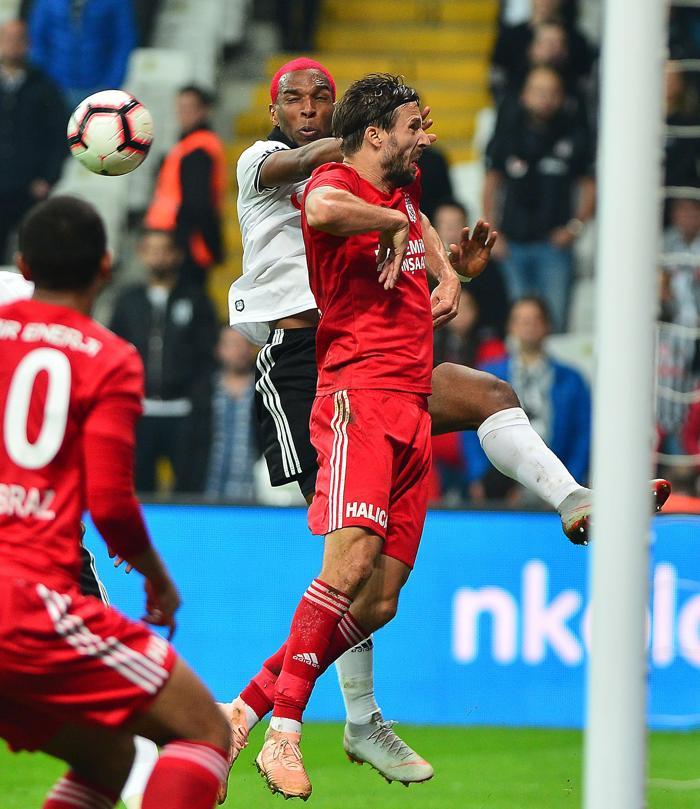 Fanatik yazarlarının Beşiktaş - Sivasspor maçı yorumları