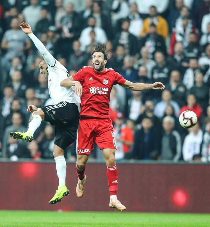 Fanatik yazarlarının Beşiktaş - Sivasspor maçı yorumları
