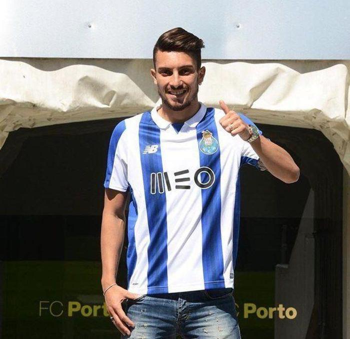 ALEX TELLES