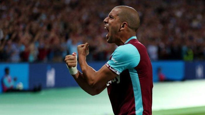 Feghouli yola çıktı