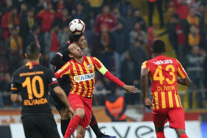 Gecenin sorusu (Hakan Can)