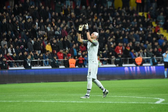 Fanatik yazarlarının Kayserispor - Galatasaray maçı yorumları