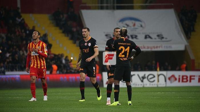 Kayserispor - Galatasaray maçından kareler