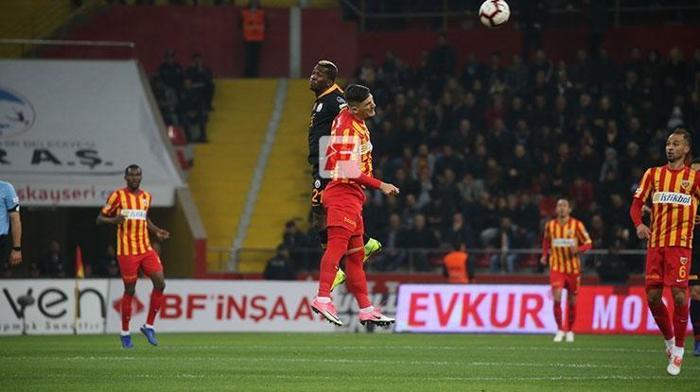 Kayserispor - Galatasaray maçından kareler