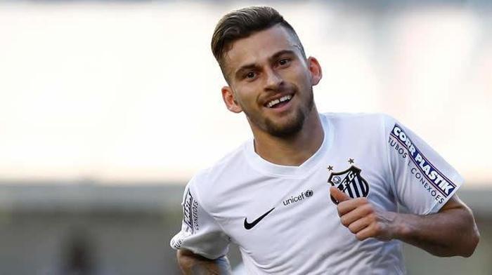 Lucas Lima koptu geliyor