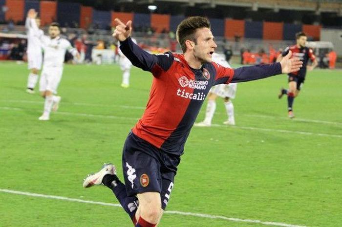 Fenerbahçeden sürpriz forvet atağı Golcü kim olacak