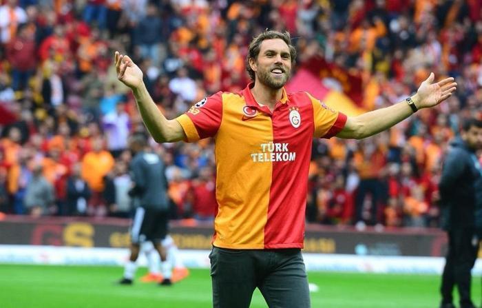 Johan Elmander Galatasarayın devre arası transfer planlarını açıkladı