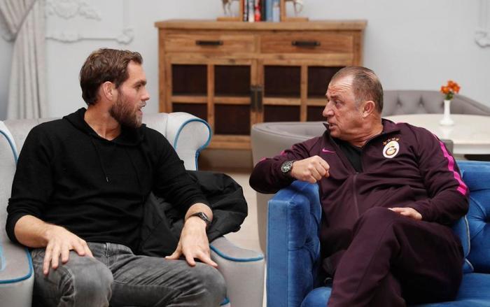 Johan Elmander Galatasarayın devre arası transfer planlarını açıkladı