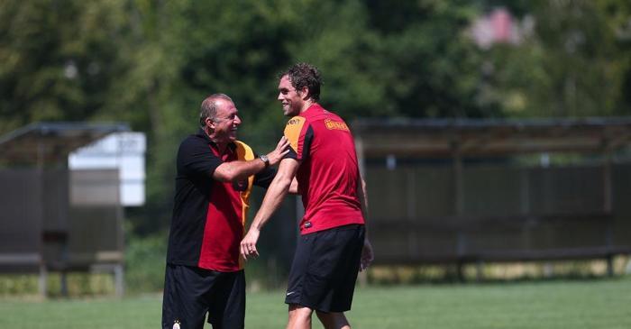 Johan Elmander Galatasarayın devre arası transfer planlarını açıkladı
