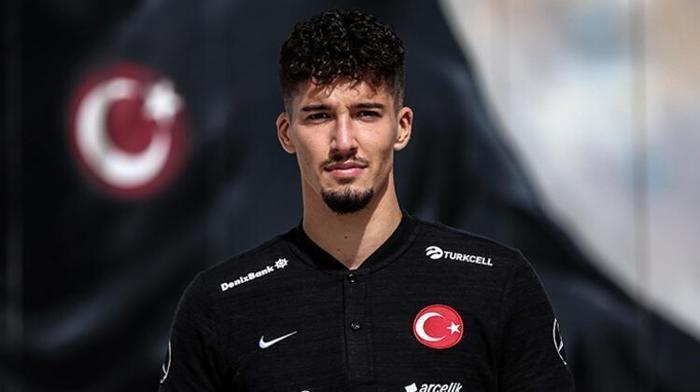 FRANSIZ VE İNGİLİZ TAKIMLARI DA PEŞİNDE