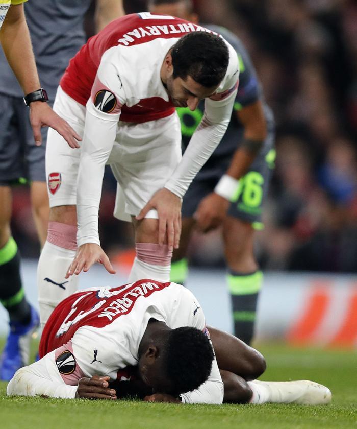Arsenalın yıldızı Danny Welbeck ayak bileğini kırdı
