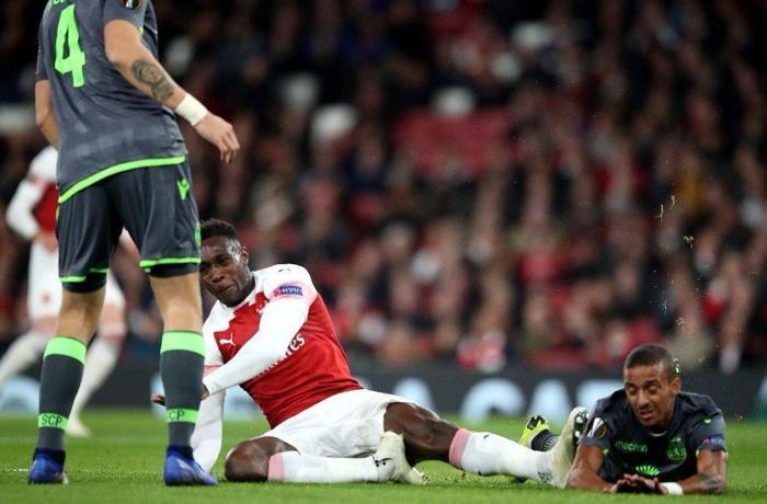 Arsenalın yıldızı Danny Welbeck ayak bileğini kırdı