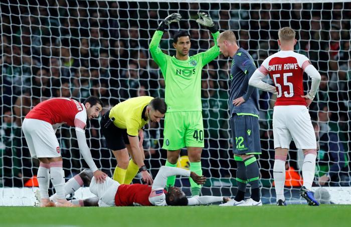 Arsenalın yıldızı Danny Welbeck ayak bileğini kırdı