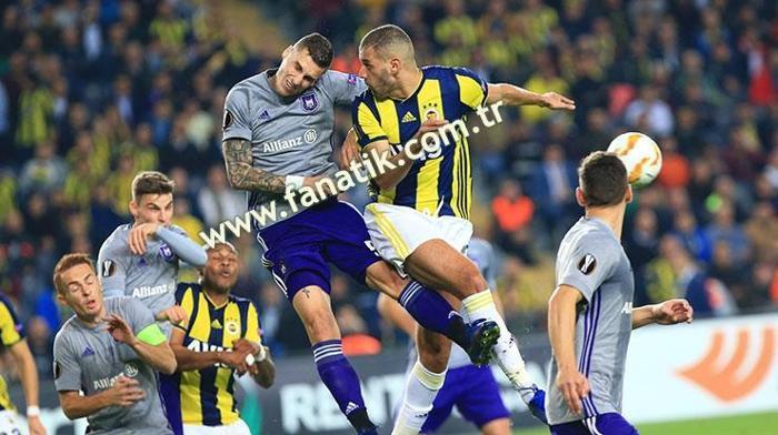Fenerbahçe-Anderlecht maçından kareler