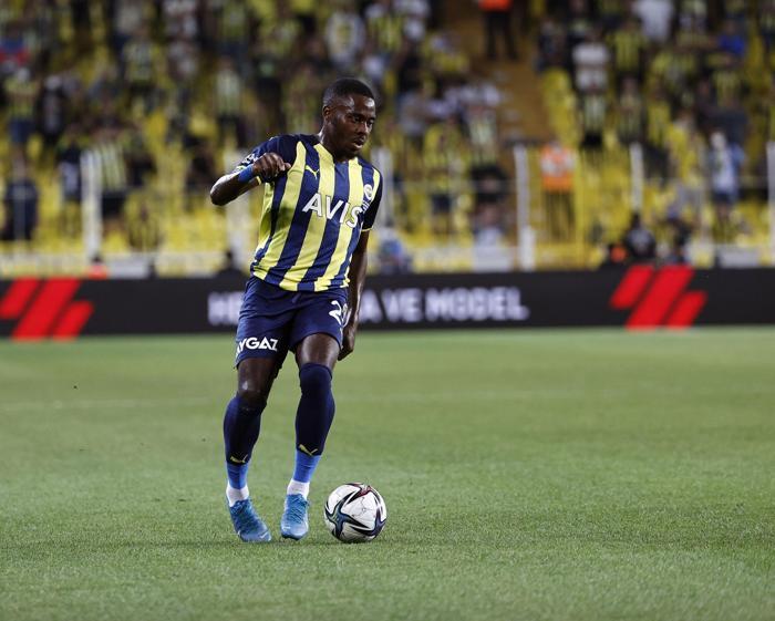 Vitor Pereira kararını verdi İşte Fenerbahçenin Giresunspor karşısındaki muhtemel 11i