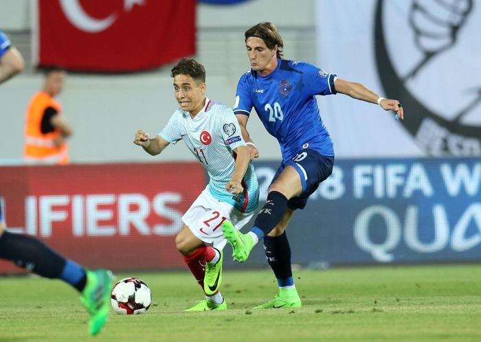Fenerbahçede acil forvet aranıyor