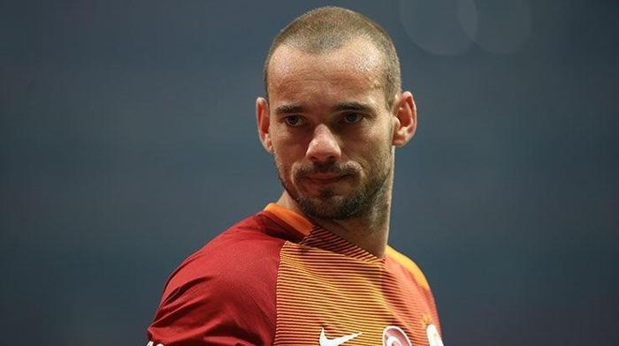 Sneijderden yönetime şok talep