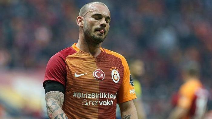 Sneijderden yönetime şok talep