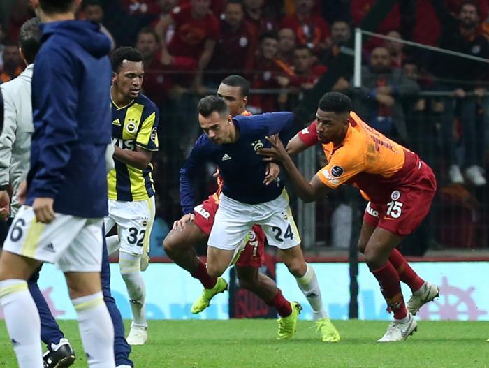Galatasaray ve Fenerbahçeye ağır fatura