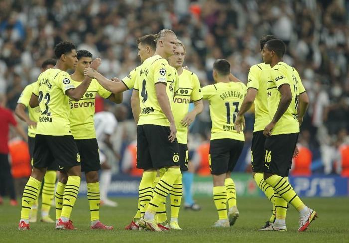 Dortmund taraftarının logosuz formaya tepkisi artıyor