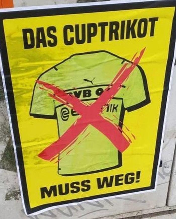 Dortmund taraftarının logosuz formaya tepkisi artıyor