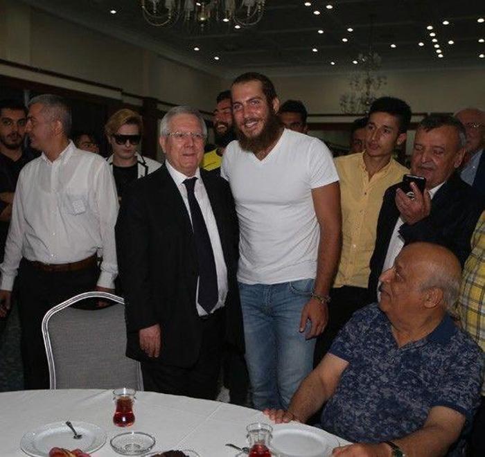 Fenerbahçede bayramlaşma Ogeday Girişken sürprizi