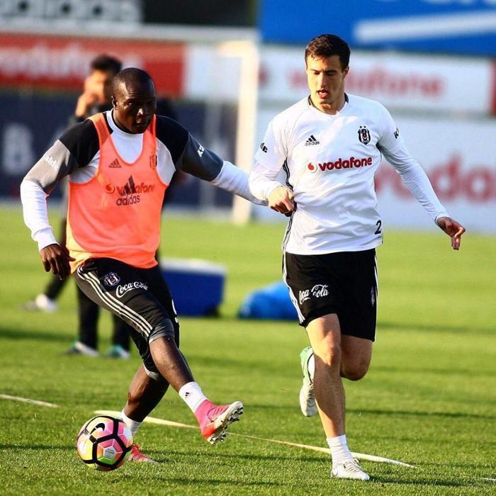 Beşiktaşta Pepe kıyımı 8 futbolcu gidiyor...