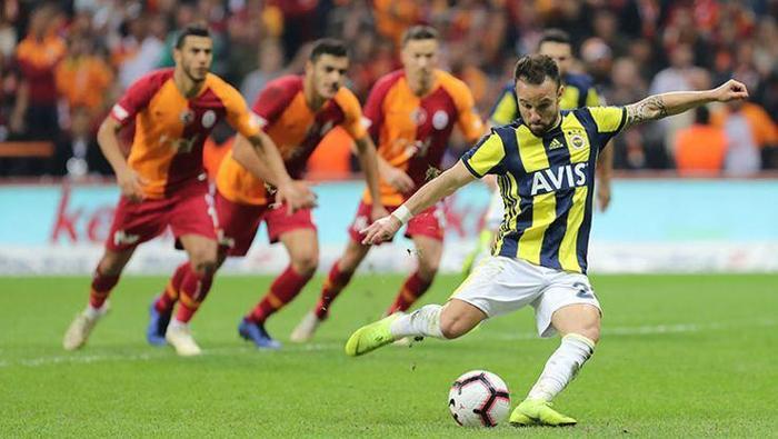 MATHIEU VALBUENA (FENERBAHÇE)