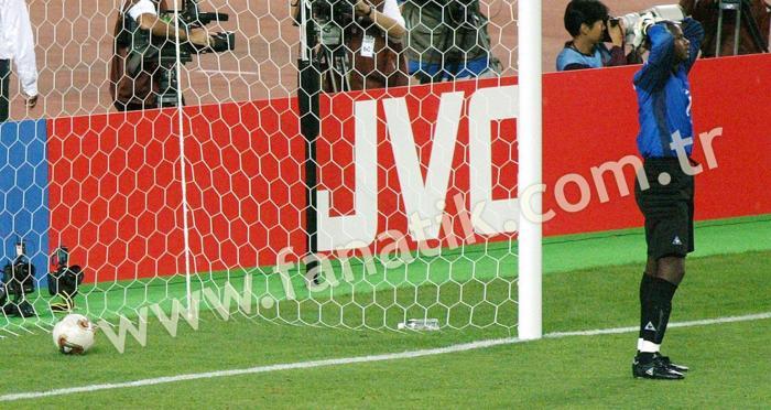 Senegal - Türkiye maçı fotoğrafları (22.06.2002)