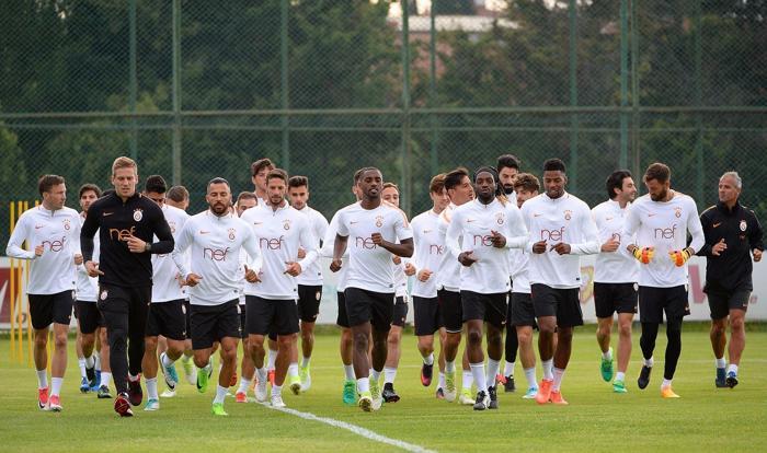 Floryada yeni sezonda sürpriz isimler