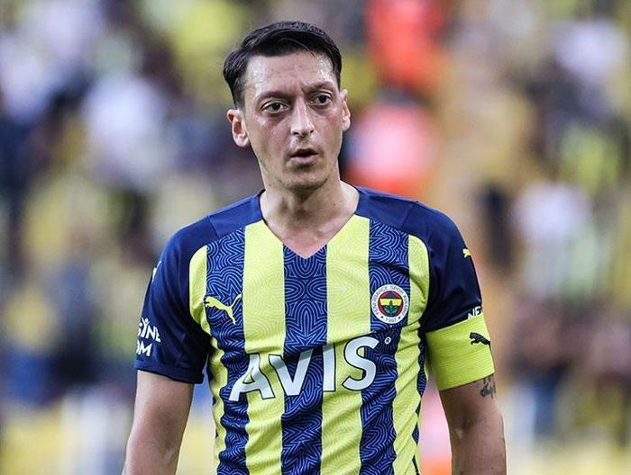 Fenerbahçenin Frankfurt maçı muhtemel 11i