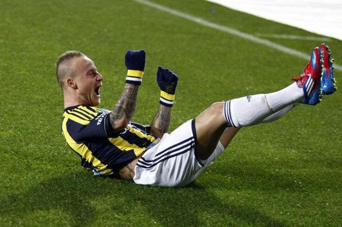 Aykut Kocaman Fenerbahçeye transfer ettiği o isimler...
