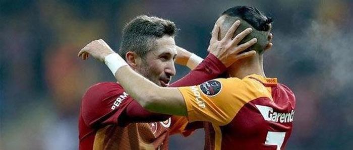 Ayhan Akmanın haberi bile yok Sabri Sarıoğlu...