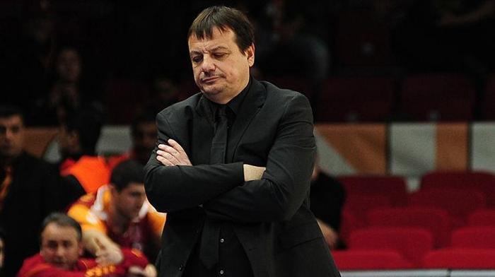 Ergin Ataman Galatasarayı topa tuttu İhanet, yalan, saygısızlık...