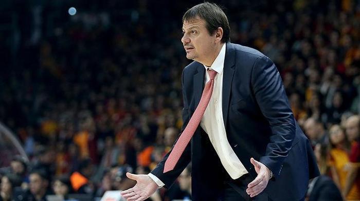 Ergin Ataman Galatasarayı topa tuttu İhanet, yalan, saygısızlık...