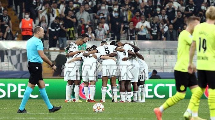 Borussia Dortmund, Beşiktaş taraftarıyla tanıştı Kulaklar tıkalı, gözler şaşkın