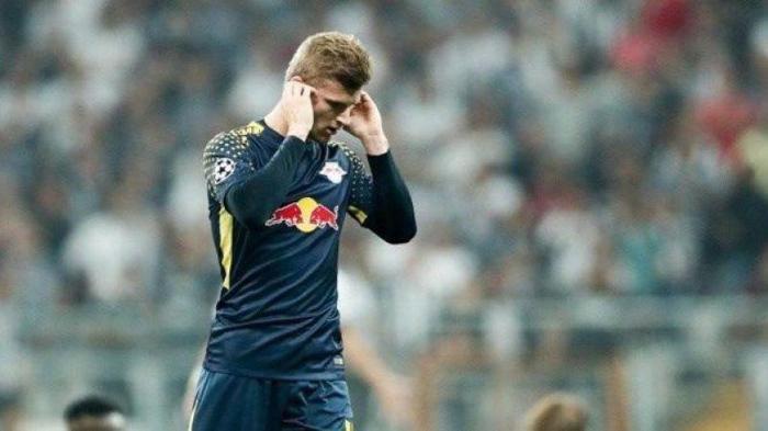 Borussia Dortmund, Beşiktaş taraftarıyla tanıştı Kulaklar tıkalı, gözler şaşkın