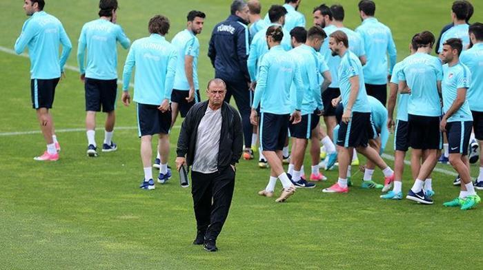 ATILAN MANŞETLER... GERİLEN İLİŞKİLER...