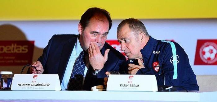 ‘DEMİRÖREN’DEN DE, TERİM’DEN DE ÖZÜR DİLEMEDİM. ONURUMLA GİTTİM’