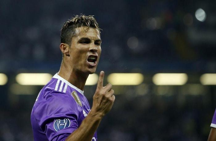 CRISTIANO RONALDO (FUTBOL)