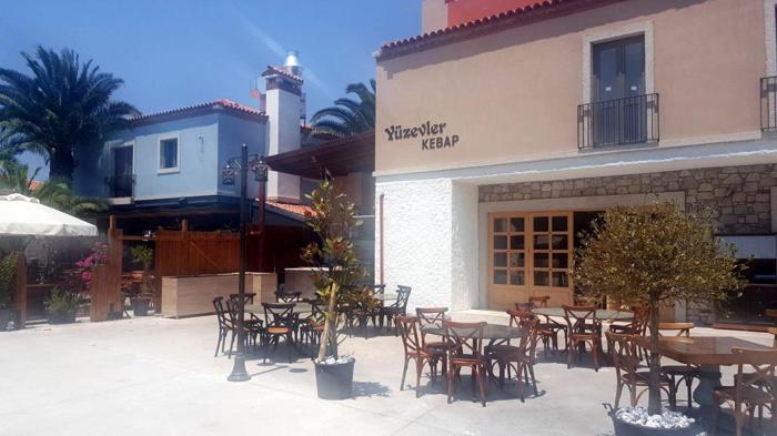 Alaçatı baskını