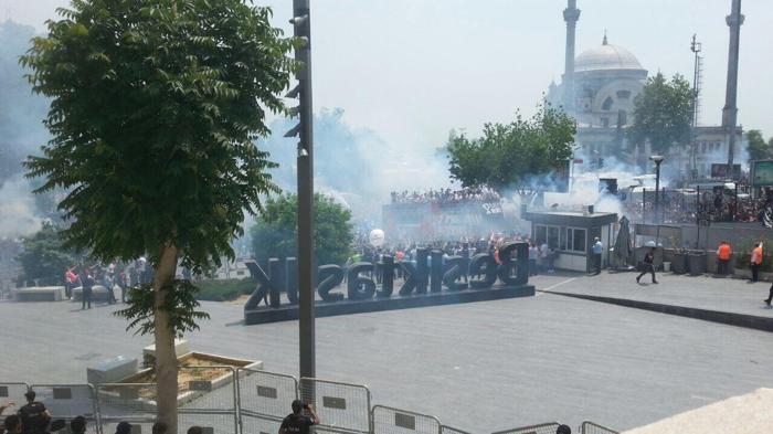 Beşiktaş donanması İstanbul Boğazında